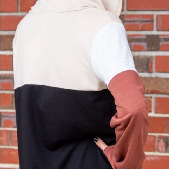 NEW HEIMISH Color Block Long Sleeve Hoodie w/ Quarter Zip~ 3X - Picture 2 of 2